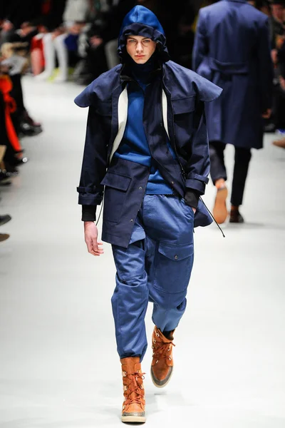 Look 23